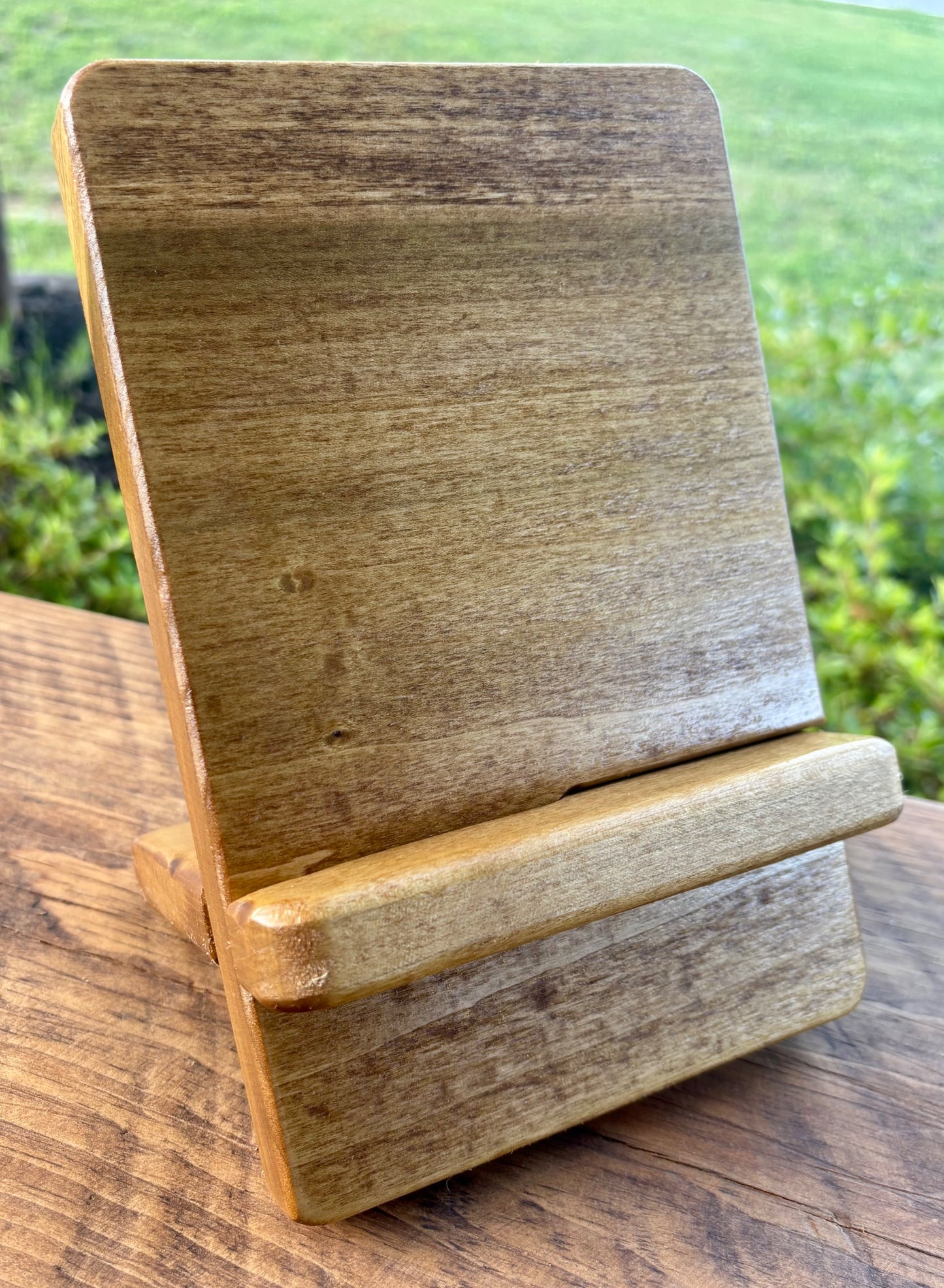 Wooden Tablet Stand Kitchen Recipe Holder Poplar Wood Construction Hands Free Cooking Essential Angled Design Tablet Holder Natural Wood Finish Counter Organizer Phone Stand Recipe Book Holder Kitchen Counter Tablet Stand Vertical Back