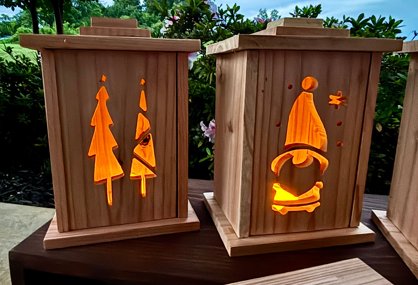Cedar Wood Lantern – Interchangeable Panels Rustic Farmhouse Led Light