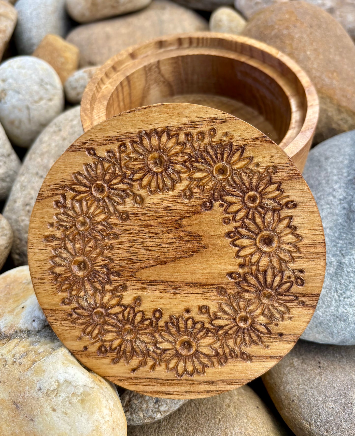 Wooden Jewelry Box – Small Ash Wood Daisy Engraved Keepsake Storage