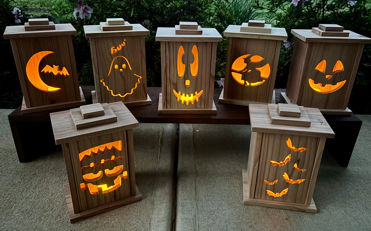 Cedar Wood Lantern – Interchangeable Panels Rustic Farmhouse Led Light