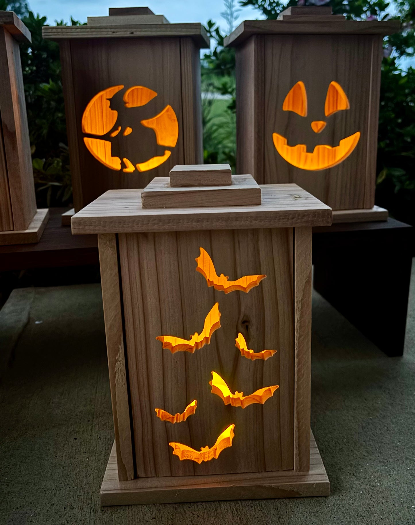 Cedar Wood Lantern – Interchangeable Panels Rustic Farmhouse Led Light