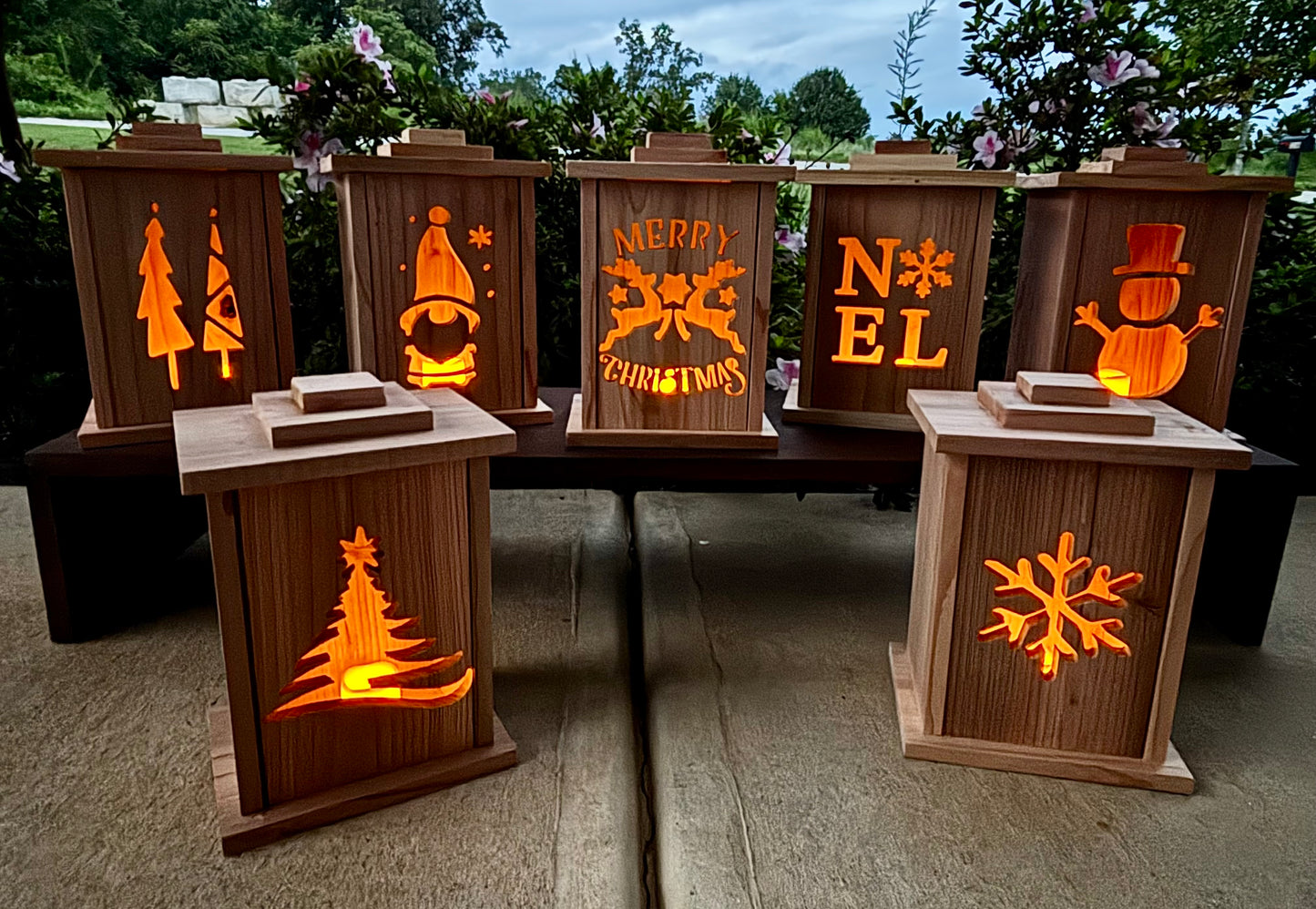 Cedar Wood Lantern – Interchangeable Panels Rustic Farmhouse Led Light